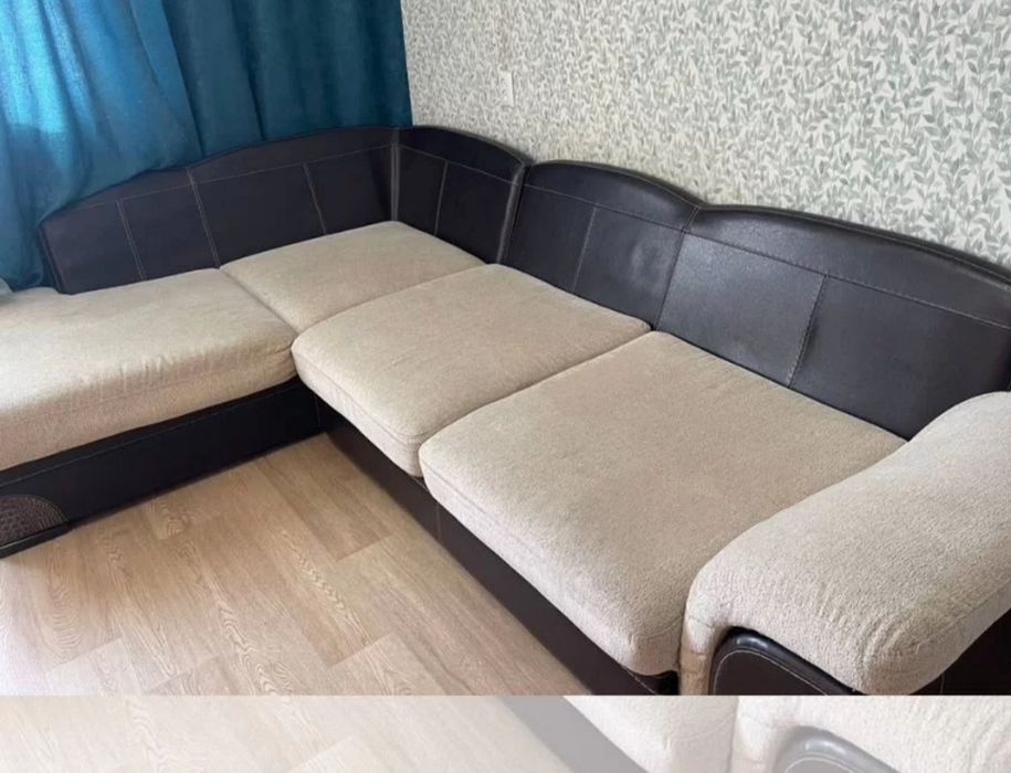 Продам диван. Качественный.