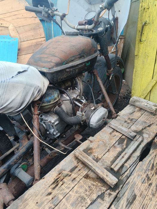 Продам мотоцикл Урал