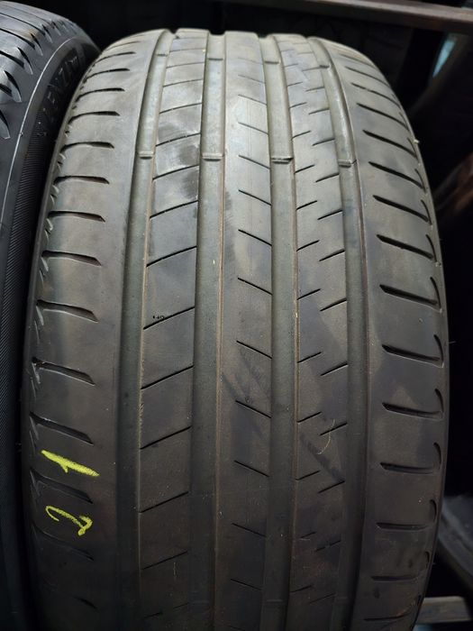 245 40 21 / 245/40/21 / 245/40R21 Bridgestone