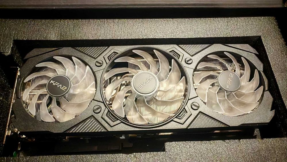 Видео карта KFA2 RTX 4070 EX Gamer 1-Click OC 12GB GDDR6X 192-bit
