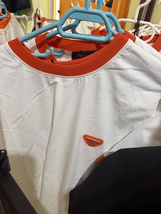 Haine de vânzare - Diferite Mărci - Toate Mărimile Disponibile