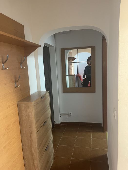 Inchiriez aprtament 3 camere