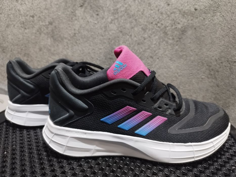 Оригинални маратонки Адидас