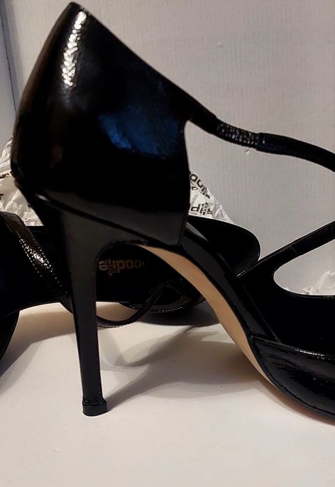 Обувки crocodile