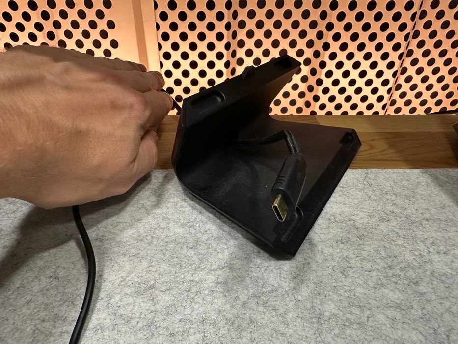 Elgato Stream Deck XL - 32 taste LCD programabile, cu suport si cablu USB-C