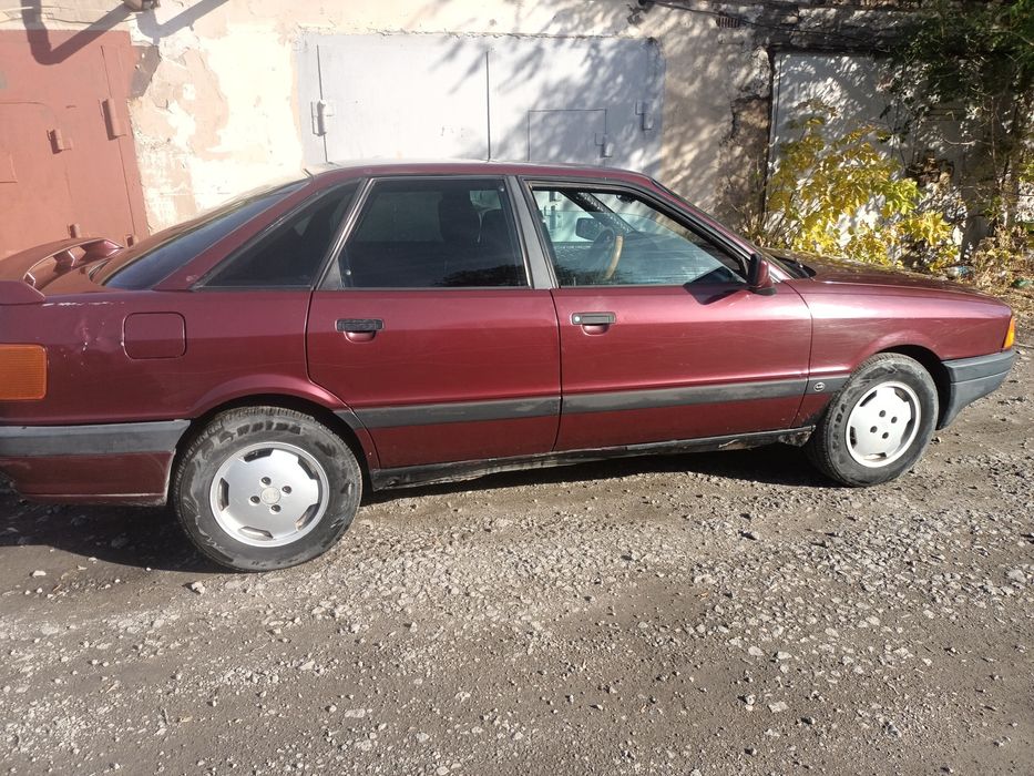 Продам ауди б3 1990,2.0