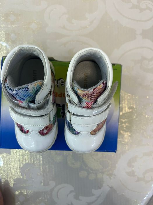 Демисезонные ботинки детские