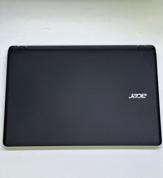 Ноутбук Acer Aspire ES1-533