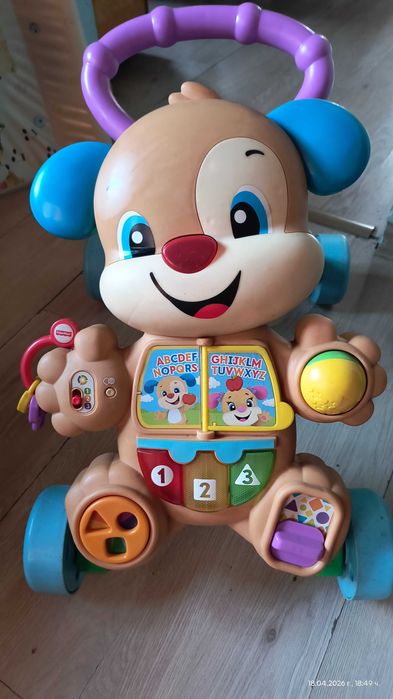 Проходилка уокър Кученце - Fisher Price - С музикални и светлинни ефекти на Български език