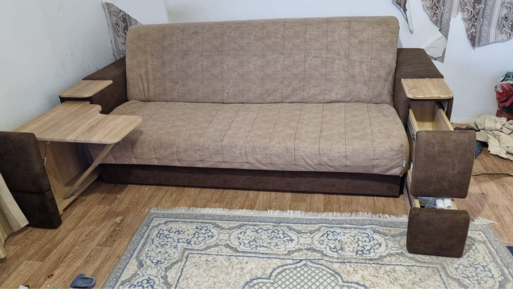 Продам диван раскладной!