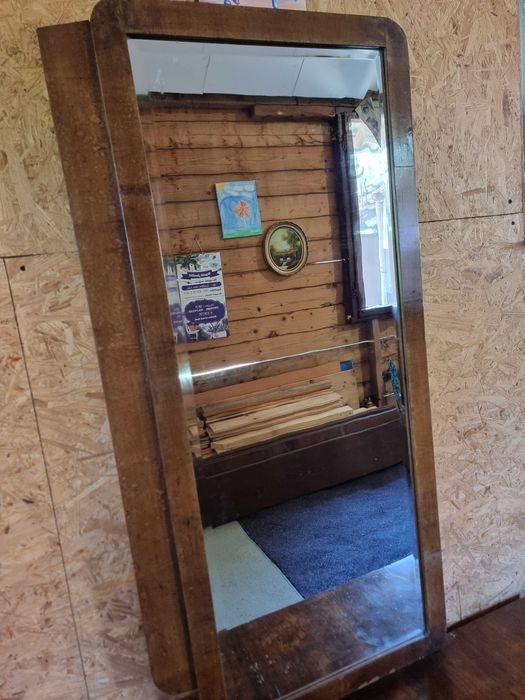 Oglinda cu vitrina sticla fazetata