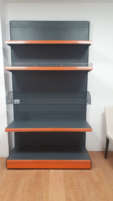 Стелаж за магазин