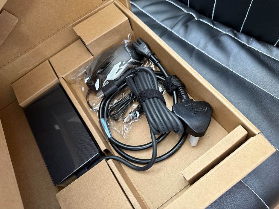 ! НОВ ! Asus Vivobook V16 V3607VP-RP021W