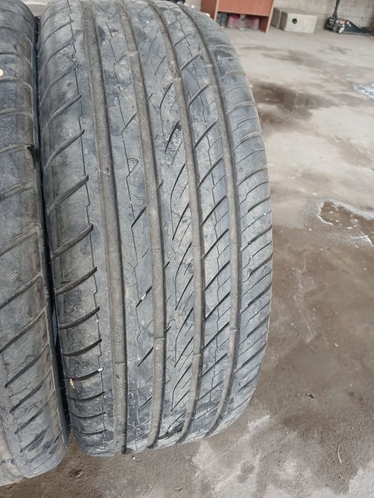 Продам резину с дисками 225/50/17