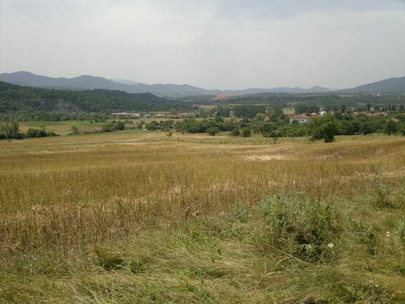 Продава се Земеделски имот в с. Джурово, Област София-област -  кв.м за 1529 €/дка - Снимка #4