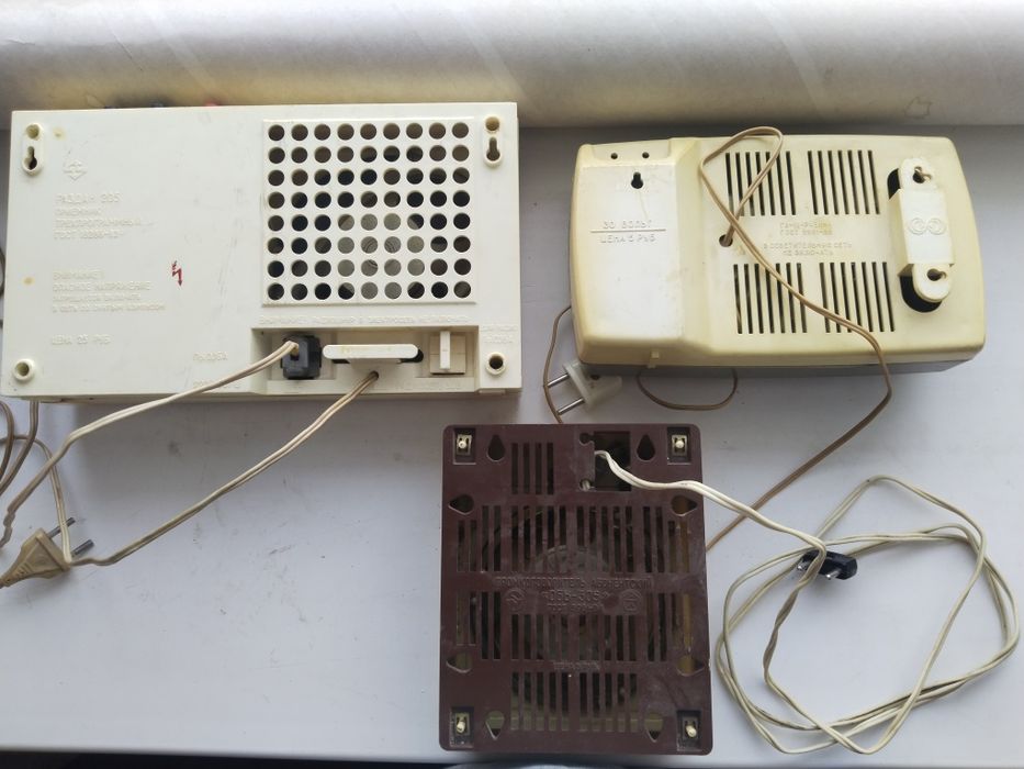 Микшерскии пульт и радиоприемники