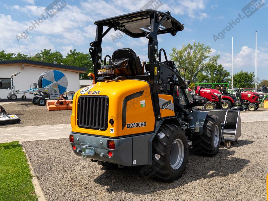 Încărcător mini cu ROPS  - 26 CP, max 1750 kg / Giant G2500 HD (demo)