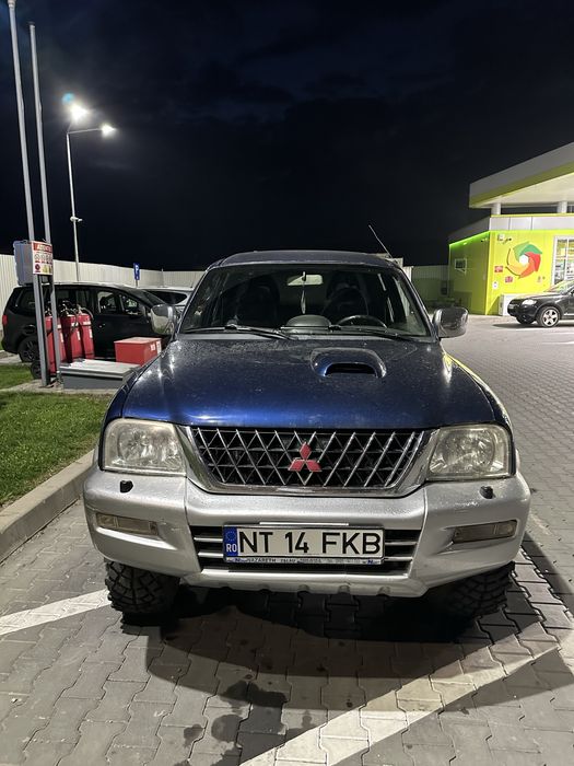 Mitsubishi L200 2005