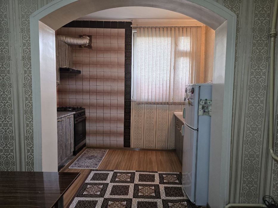 СЕРГЕЛИ 6 - продаю квартиру 2/2/9 с Обстановкой ,Балкон 2×6,Лифтовая.