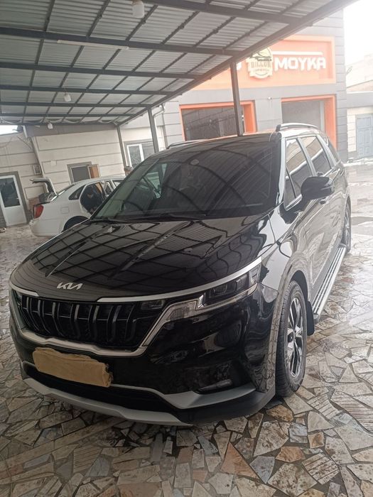 kia klarnival sotiladi