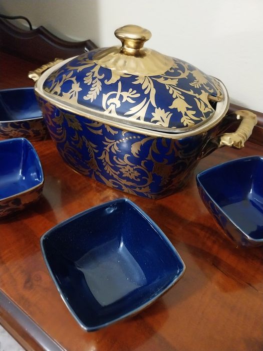 Френски порцеланов кобалтов сервиз с 24к златно покритие
