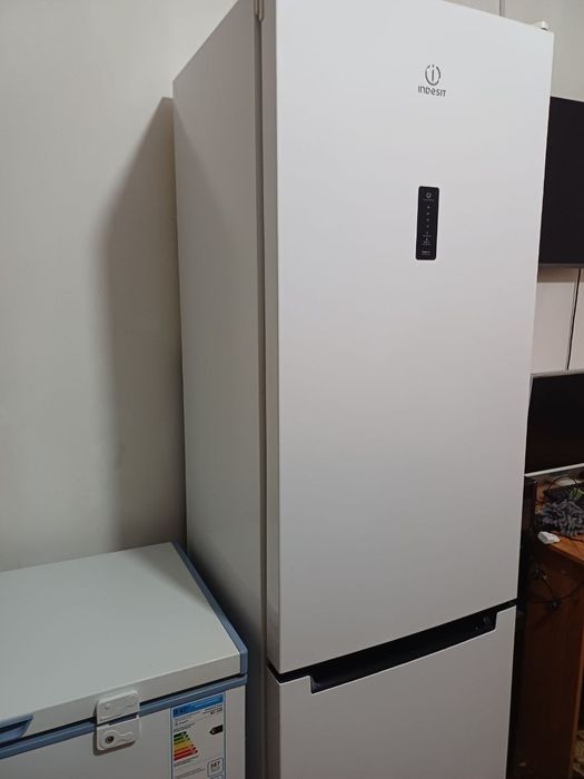 INDESIT - muzlatgich baland