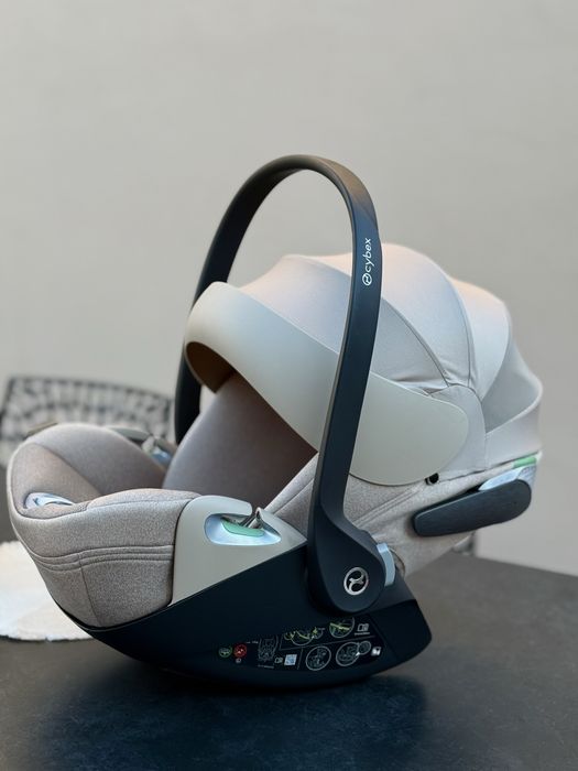 Cybex Cloud T i-size Plus