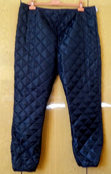 Страхотни , качествени работни панталони със сваляща се подплата Нови.