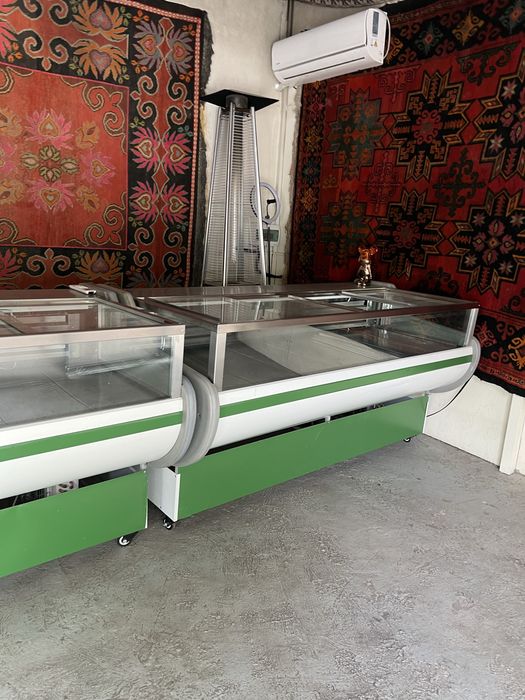 Ветринный холодильник Срочно