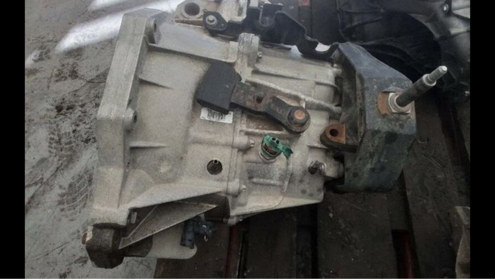 Скоростна кутия Опел Мовано / Рено Мастер 2.5 dci