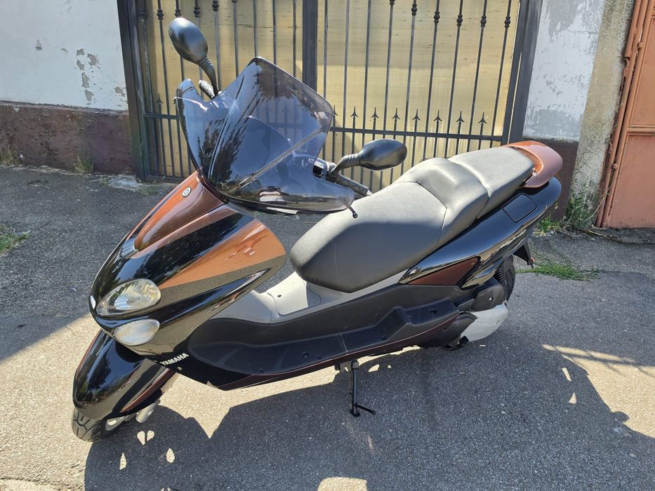Yamaha majesty 125