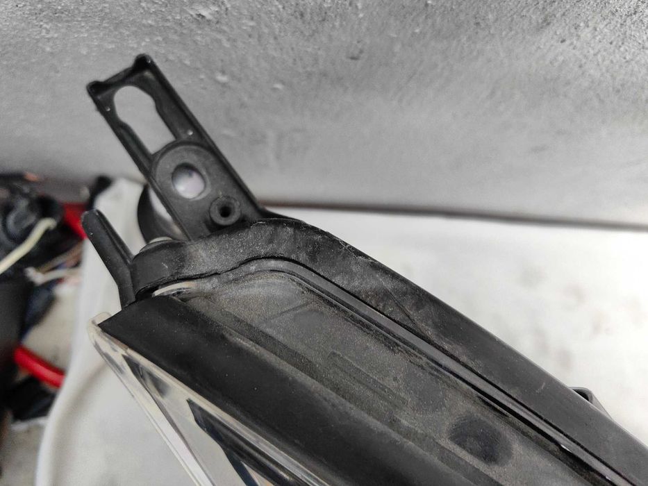 Оригинален фар Тойота  Toyota C-HR Led