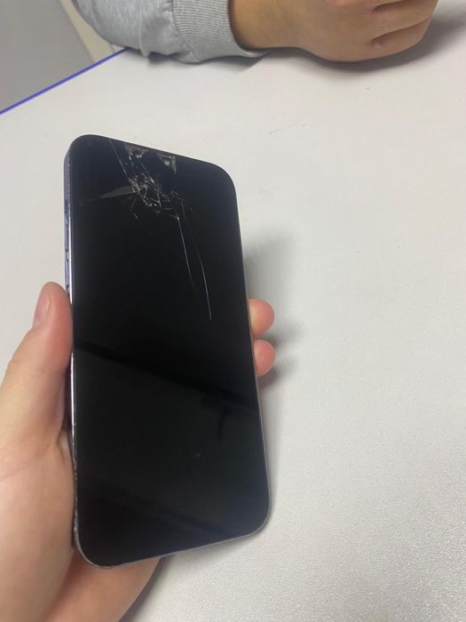 Продам Iphone 13 Pro Max