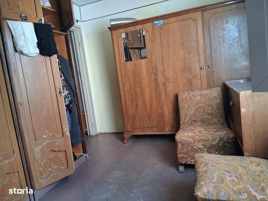 3 camere/ 10 min Metrou/ 68 mp