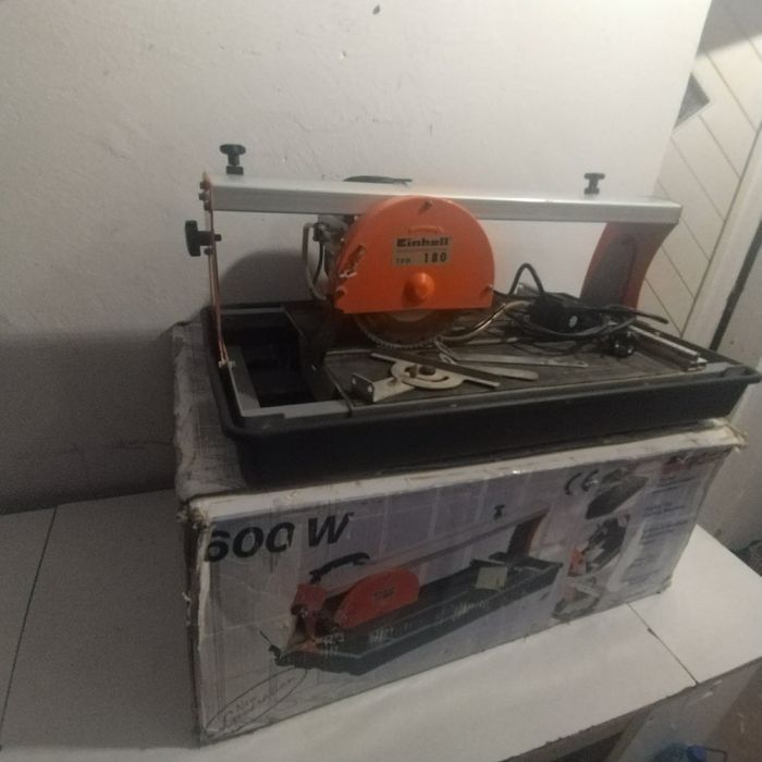EINHELL 600W машина за водно рязане на плочки, фаянс, теракот, гранитогрес