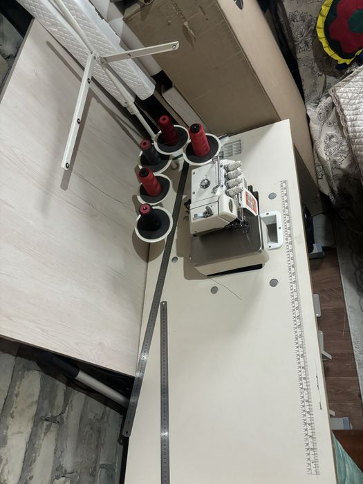 Промышленный оверлок