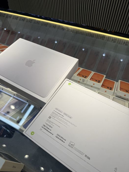 Macbook Neo 8/256