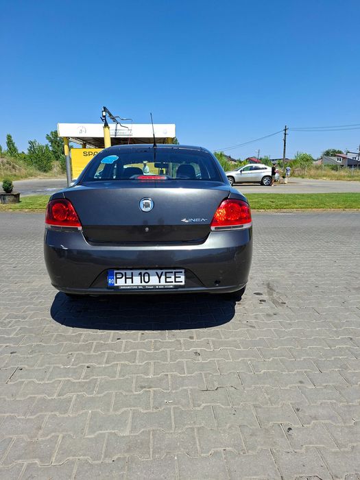 Masina auto Fiat Linea