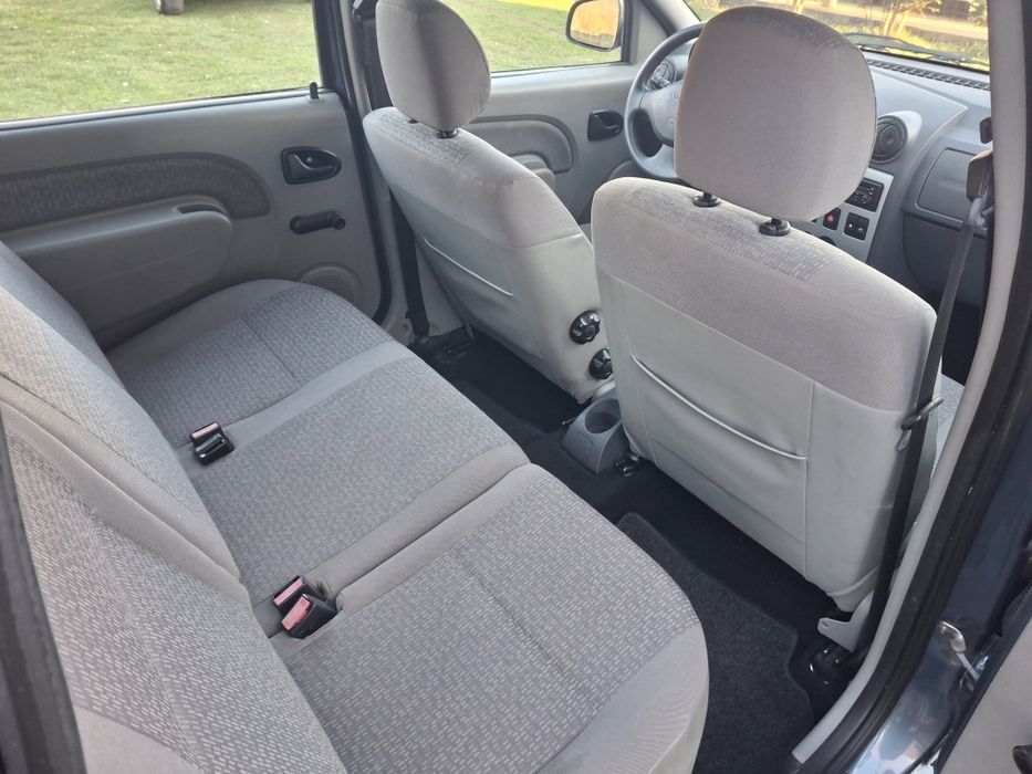 Dacia Logan Mcv Laureate 1.6 benzina + Gaz