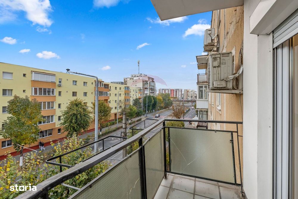 Apartament 4 camere Micalaca + loc de parcare