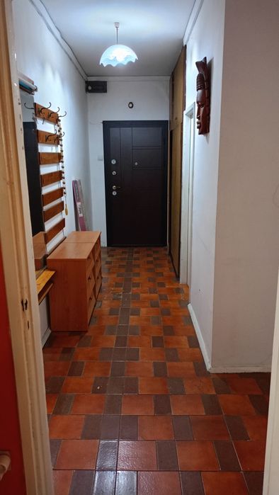 Дава се под наем Тристаен апартамент в Пловдив, Младежки Хълм - 92 кв.м за 130000 € - Снимка #11