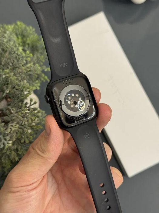 Продам Apple Watch 10 Батарея 100% Эпл Вотч 10