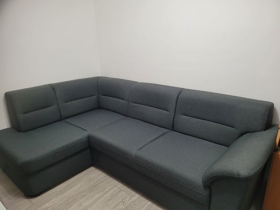 Vand colțar aproape nou