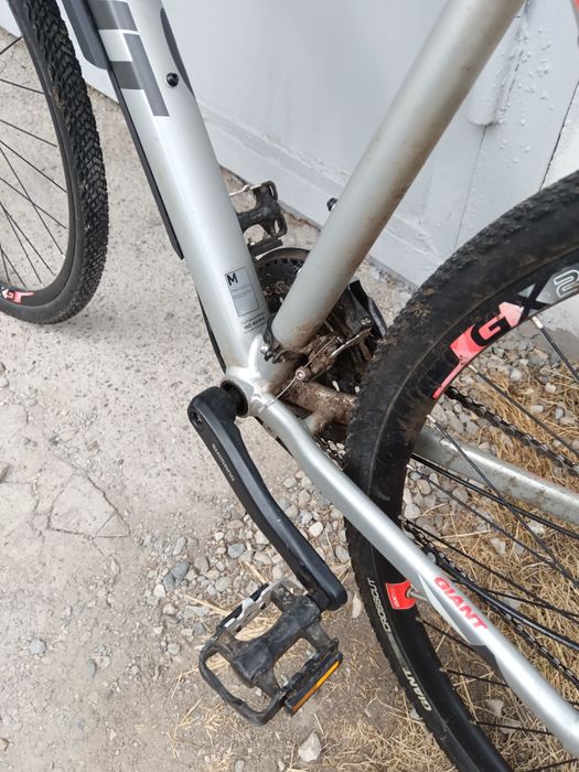 Vând bicicleta Giant Roam 2