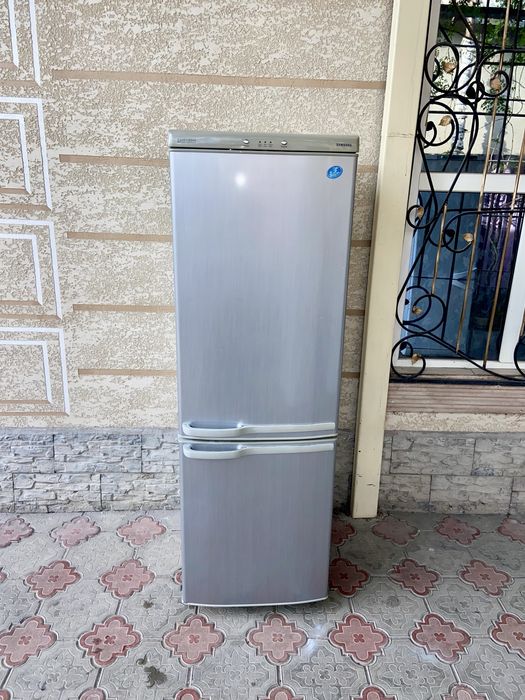 Продам холодильник Самсунг супер