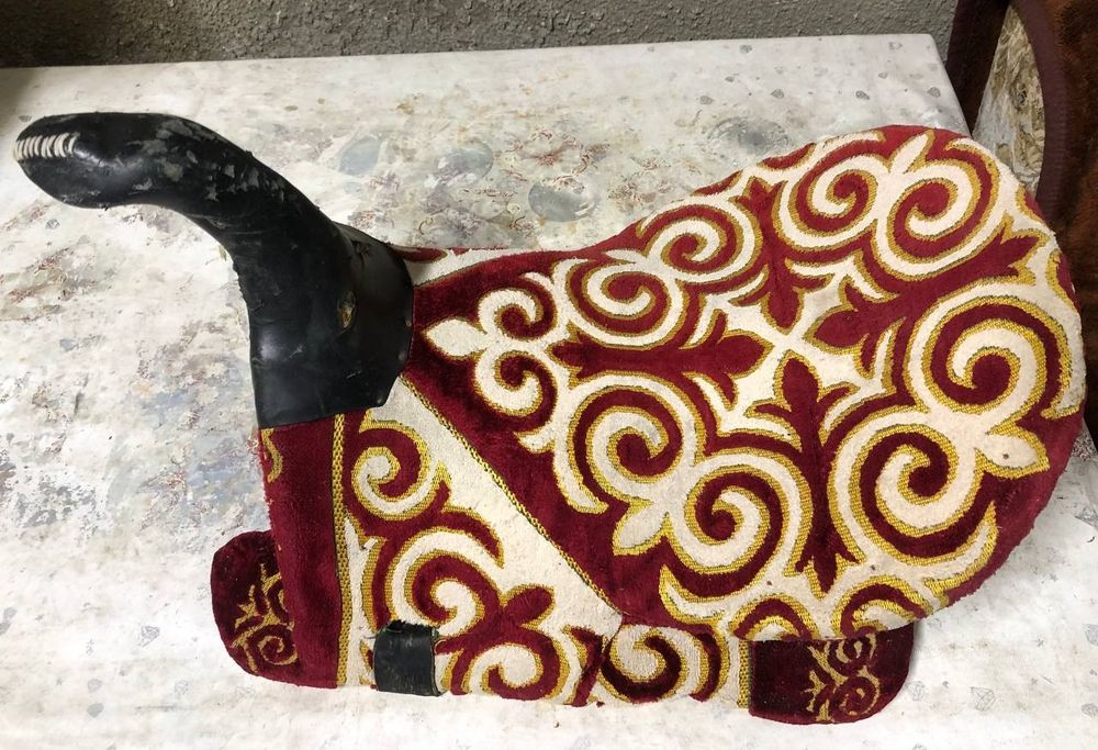 Продам седло  в хорошом состояний