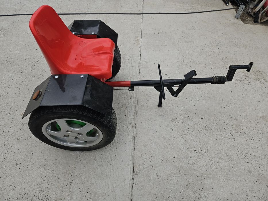 Carucior cu scaun pt.motocultor