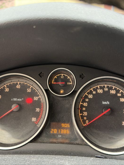 Vand Opel Astra H 1.6 benzina