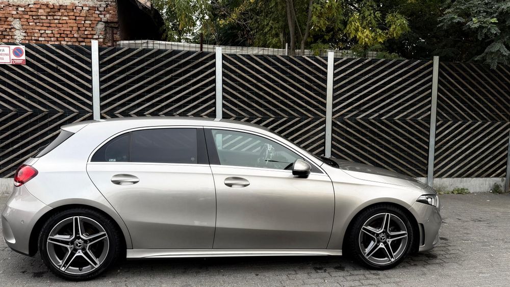 Vând Mercedes Benz A180