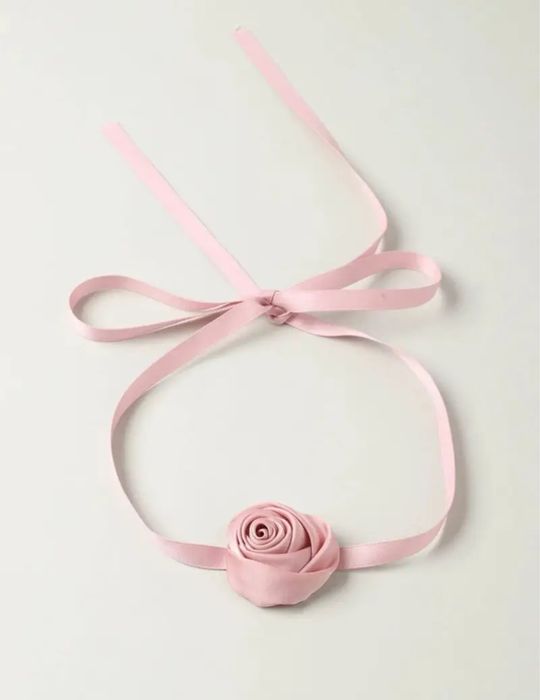 Луксозни чокъри с  рози в различни цветове